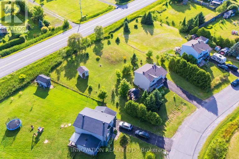 28639541/105-cricket-crescent/dunrobin-shores/ottawa/ontario/K0A1T0_5