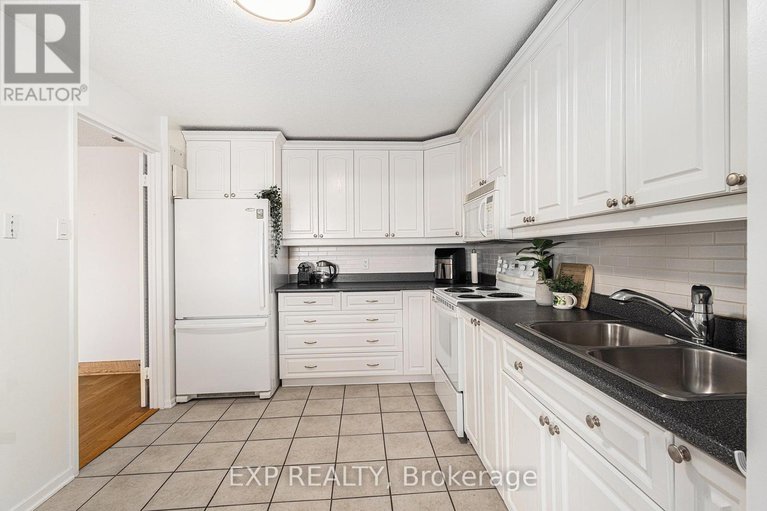 28138584/711-1465-baseline-road/copeland-park/ottawa/ontario/K2C3L9_8