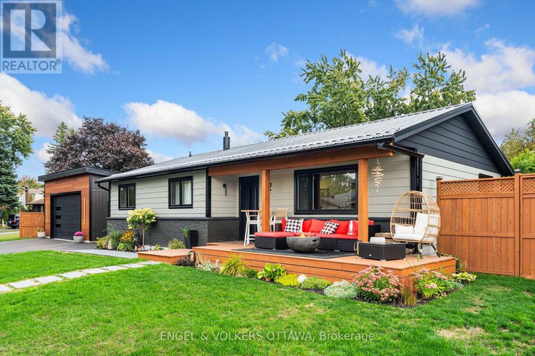 28912117/2-davies-court/glencairnhazeldean/ottawa/ontario/K2L1L6_1