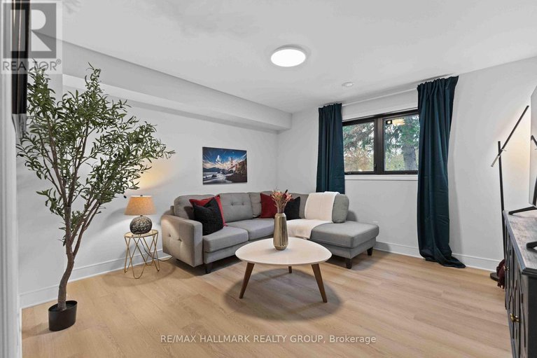 29102044/2186-lenester-avenue/mckellar-heightsglabar-park/ottawa/ontario/K2A1L4_25