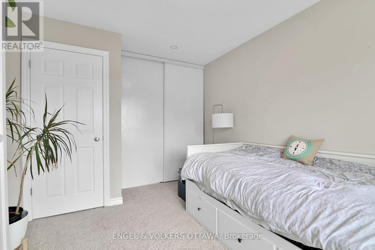 28940714/123-waterfern-way/avalon-east/ottawa/ontario/K4A0T4_24
