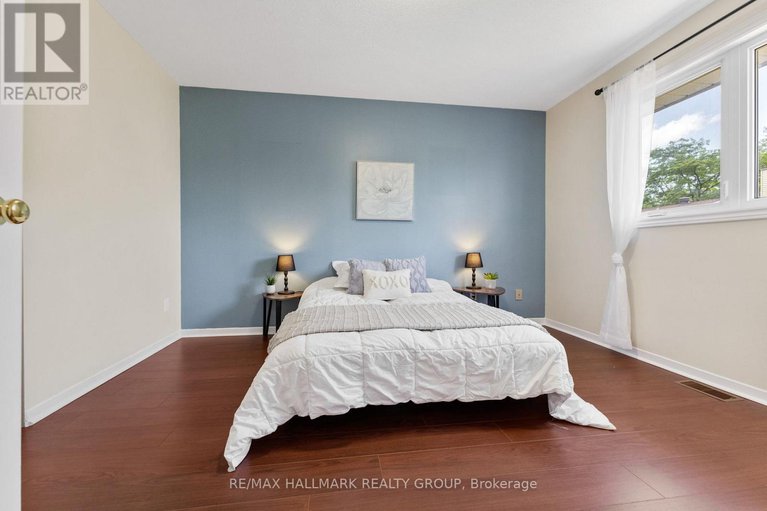 28518231/19-notman-way/hunt-club-park/ottawa/ontario/K1G4P6_27