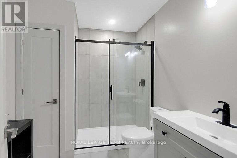 28781609/6865-pebble-trail-way/greely/ottawa/ontario/K4P0B7_42