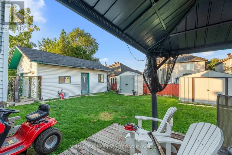 28655529/2784-leonard-street/town-of-rockland/clarence-rockland/ontario/K4K1A4_35