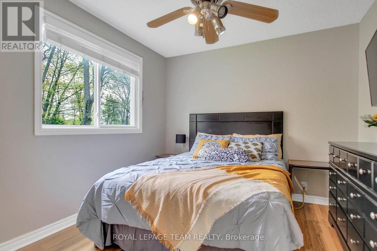 28001018/129-spinnaker-way/constance-bay/ottawa/ontario/K0A3M0_16