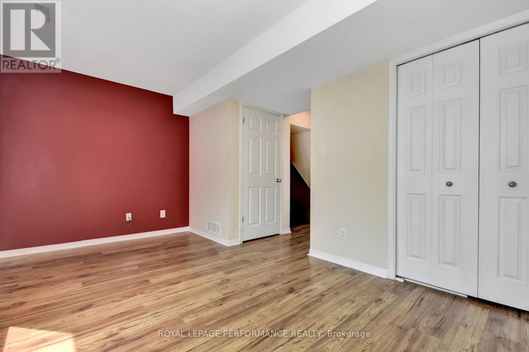 29322609/125-windswept-private/riverside-southgloucester-glen/ottawa/ontario/K1V0Z4_17