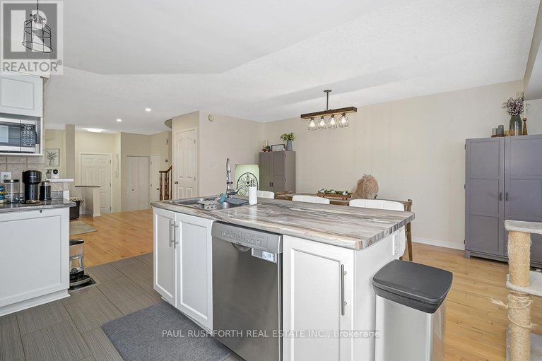 29122138/2087-breezewood-street/springridgeeast-village/ottawa/ontario/K4A4R7_13