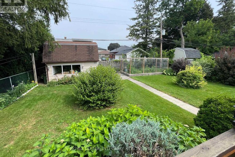 28908367/469-guy-street/castle-heights/ottawa/ontario/K1K1C1_15