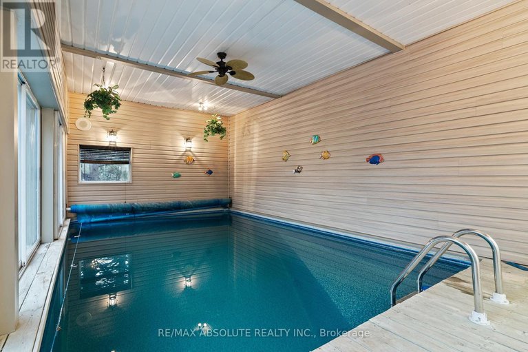 28975181/6-howard-court/hearts-desire/ottawa/ontario/K2J3Z8_28