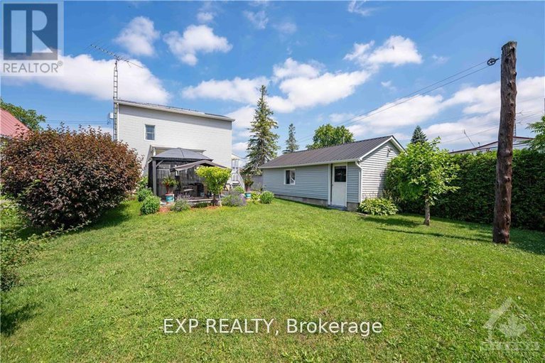 28509476/50-victoria-street-e/alexandria/north-glengarry/ontario/K0C1A0_28