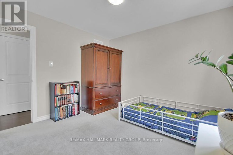 28384626/768-namur-street/embrun/russell/ontario/K0A1W0_37