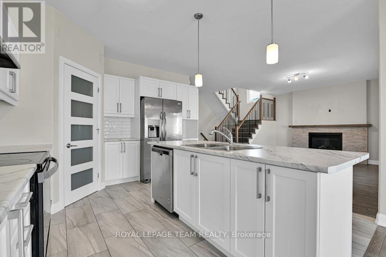 28851206/69-duncanville-street/village-of-russell/russell/ontario/K4R0E9_14