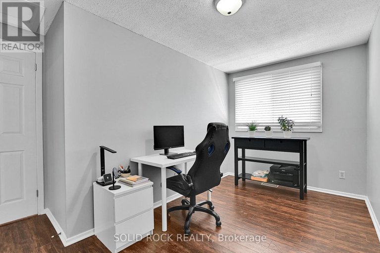 29674450/137-3915b-old-richmond-road/arbeatha-park/ottawa/ontario/K2H8T9_19