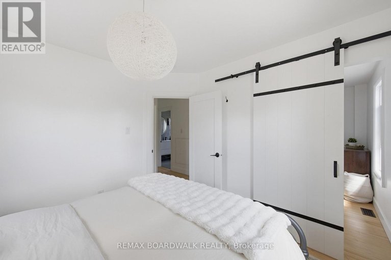 29643946/62-craig-street/village-of-russell/russell/ontario/K4R1A2_29