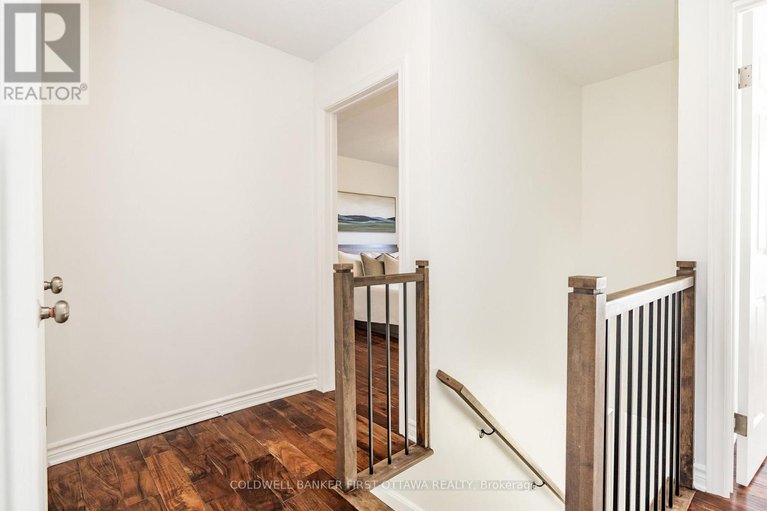 29050103/100-manion-heights-crescent/huntley-ward-south-west/ottawa/ontario/K0A1L0_24