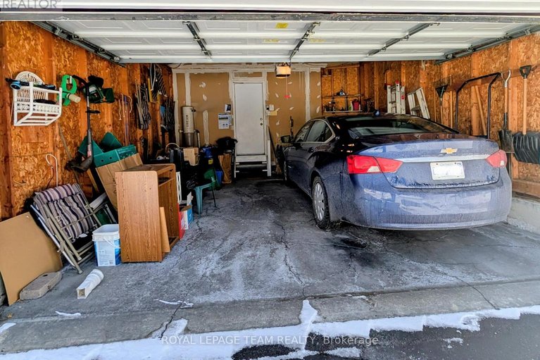 29508813/90-moresby-drive/bridlewood/ottawa/ontario/K2M2J6_35