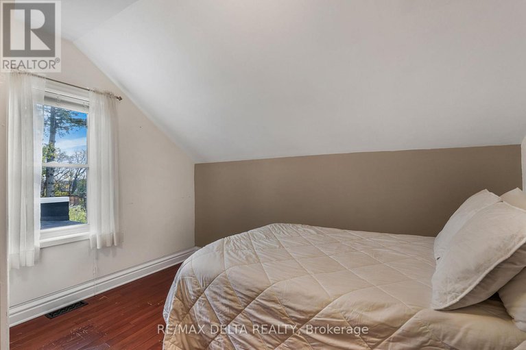 29086342/89-high-street/vankleek-hill/champlain/ontario/K0B1R0_22