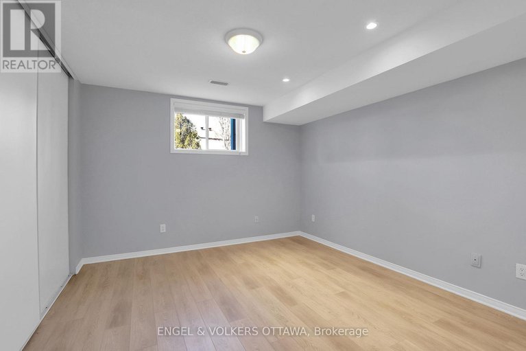 28065853/10-811-longfields-drive/longfields/ottawa/ontario/K2J5N2_14