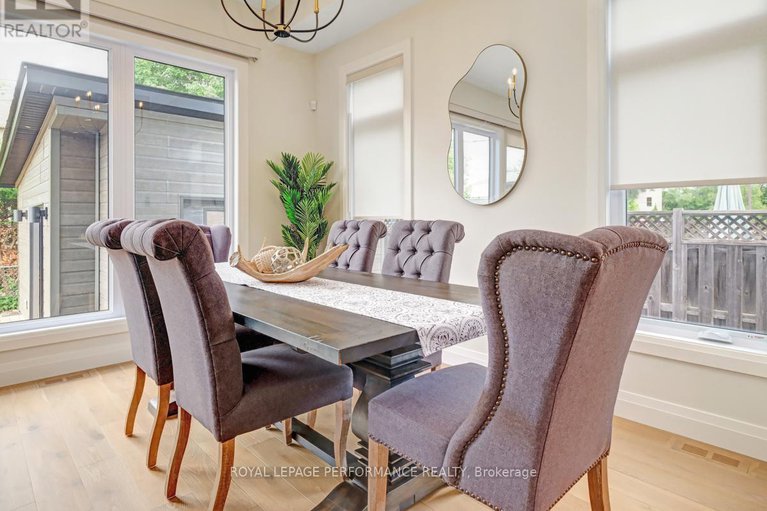 28039969/145-mulvihill-avenue/westborohampton-park/ottawa/ontario/K1Z6Y3_6