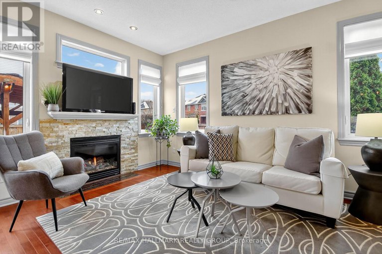 29111123/668-bowercrest-crescent/riverside-southgloucester-glen/ottawa/ontario/K1V2M2_14