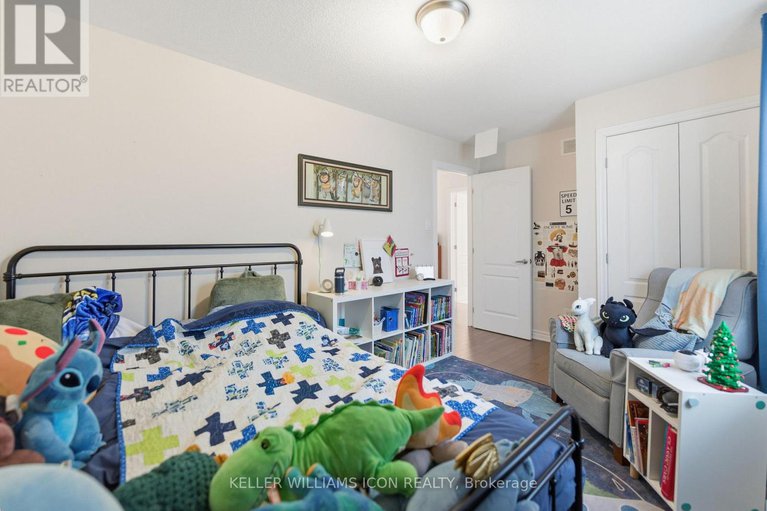 29300764/132-asper-trail-circle/emerald-meadowstrailwest/ottawa/ontario/K2M0K8_29