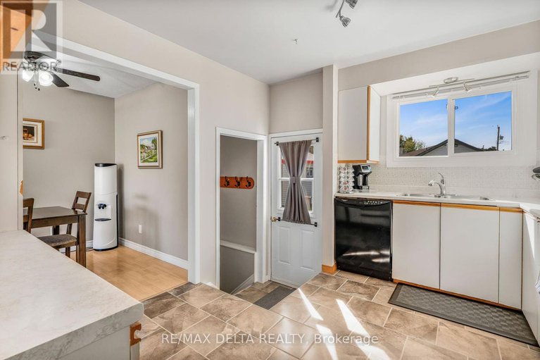 28986130/722-nicole-street/town-of-rockland/clarence-rockland/ontario/K4K1G4_12
