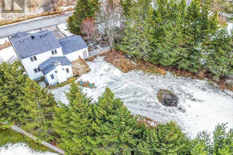 29467205/121-porcupine-trail/dunrobin-shores/ottawa/ontario/K0A1T0_40