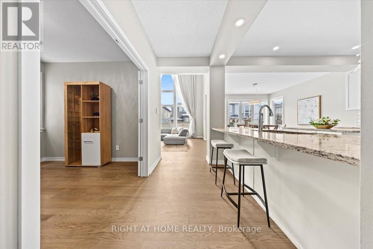 29442864/319-oxer-place/emerald-meadowstrailwest/ottawa/ontario/K2V0C6_12