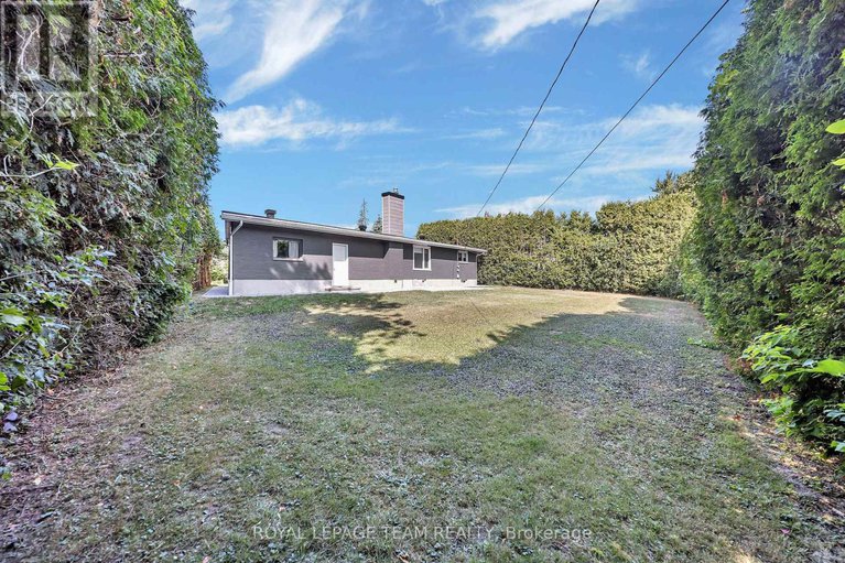 29103093/12-largo-crescent/meadowlandscrestview/ottawa/ontario/K2G3C7_40