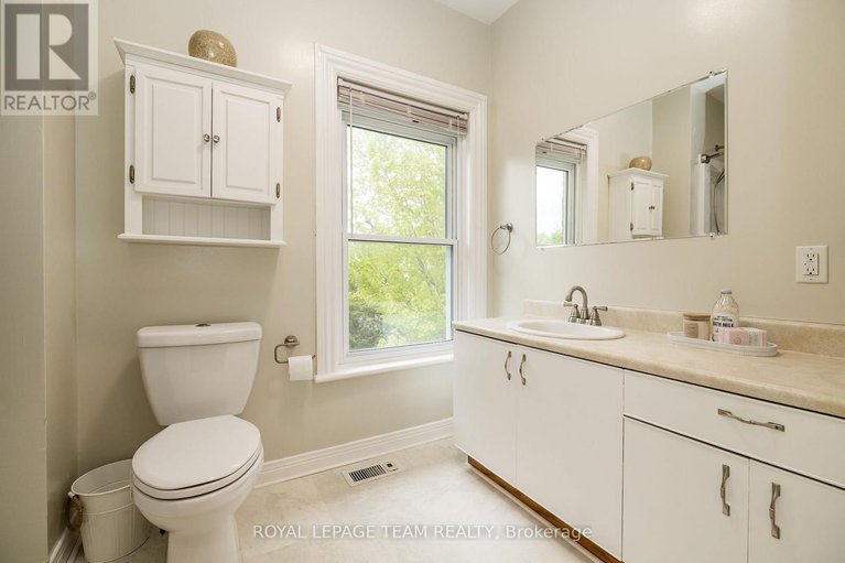28366380/5-mary-street/kemptville/north-grenville/ontario/K0G1J0_36