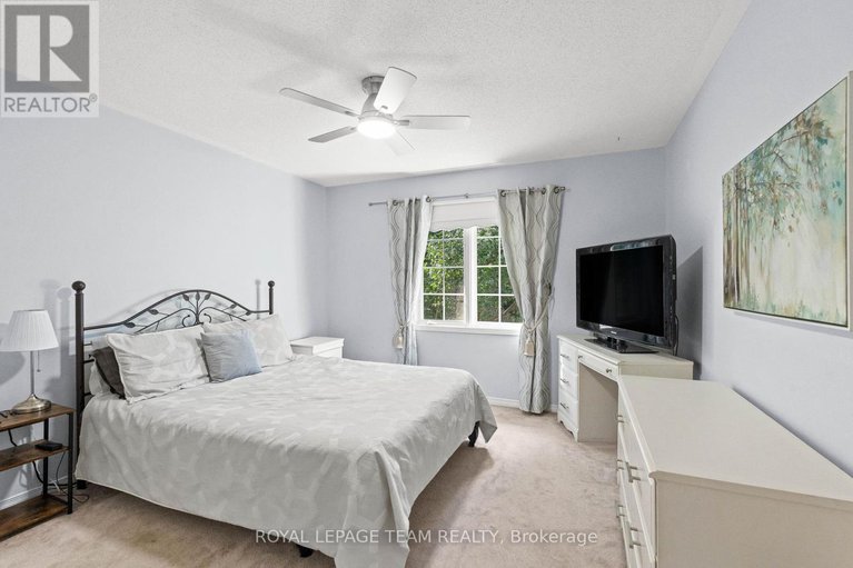 28816789/6825-sunset-boulevard/greely/ottawa/ontario/K4P1M6_26