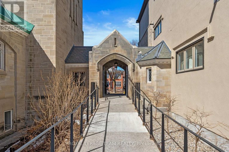 28412766/304-130-glebe-avenue/glebe/ottawa/ontario/K1S2C5_47