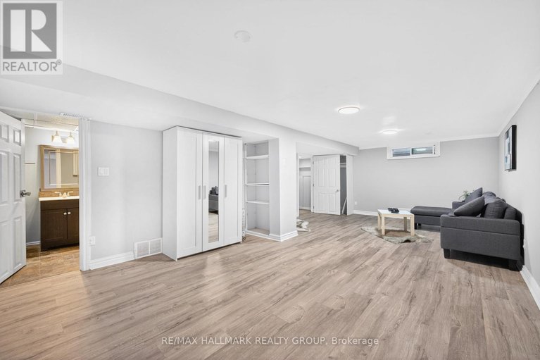 29462514/1930-southampton-court/braemar-park/ottawa/ontario/K2C0W4_39