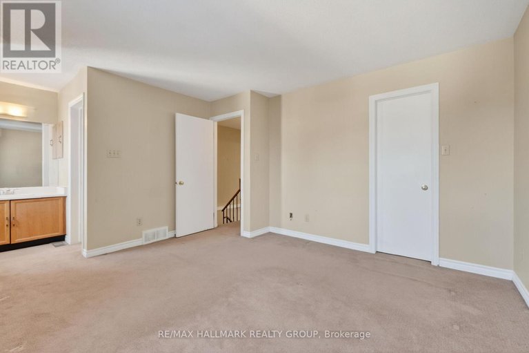 29654535/40-bridgewater-terrace/cedargrovefraserdale/ottawa/ontario/K2J3H2_28