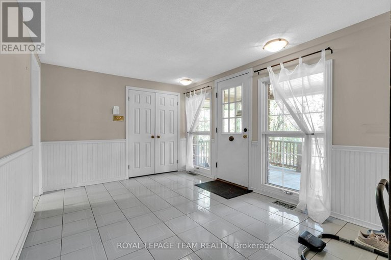 29111605/2322-summerside-drive/manotick-east-to-manotick-station/ottawa/ontario/K4M1B4_9