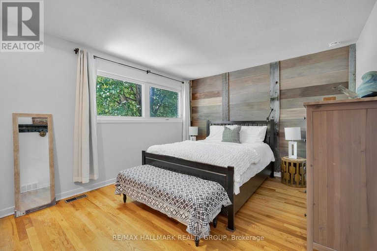 28649417/35-cleadon-drive/crystal-beach/ottawa/ontario/K2H5P4_14