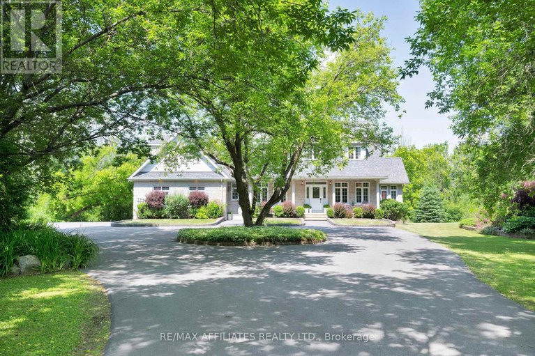 28469895/3-kimini-drive/remainder-of-stittsville-area/ottawa/ontario/K2S1S6_1