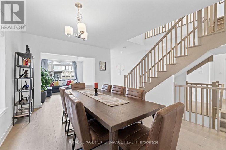 28628101/612-kenabeek-terrace/riverside-southgloucester-glen/ottawa/ontario/K4M0M2_6