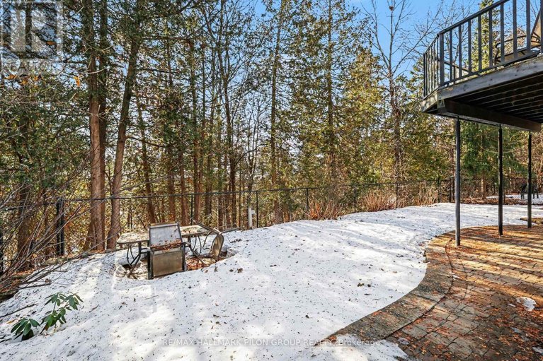 29645614/163-copperwood-street/convent-glen-north/ottawa/ontario/K1C7S3_27