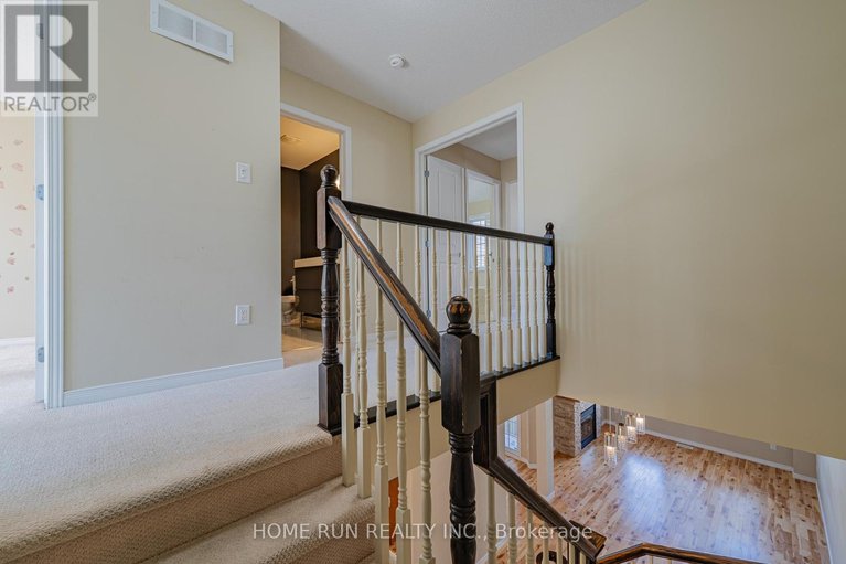 29577345/602-pamplona-private/stonebridge/ottawa/ontario/K2J5T3_16