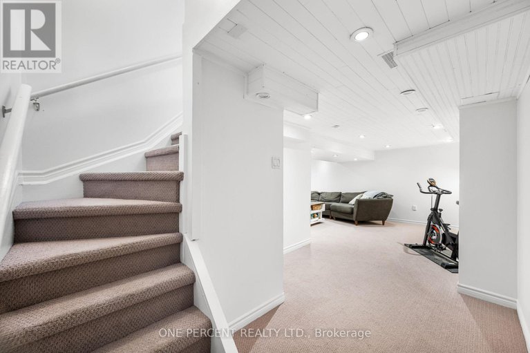 28829146/16-shouldice-crescent/glencairnhazeldean/ottawa/ontario/K2L1M9_23