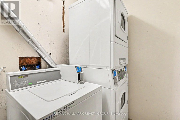 29579809/2-898-elmsmere-road/beacon-hill-south/ottawa/ontario/K1J7T6_21