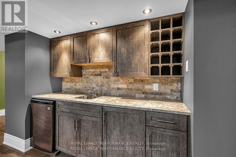 28450565/6685-yacht-boulevard/south-glengarry-charlottenburgh-twp/south-glengarry/ontario/K6H7N6_33