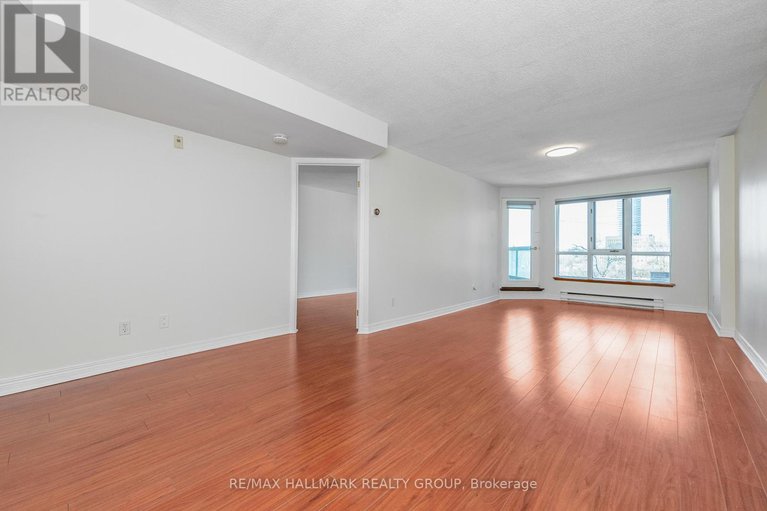 28174413/110-540-cambridge-street-s/west-centre-town/ottawa/ontario/K1S5M7_24
