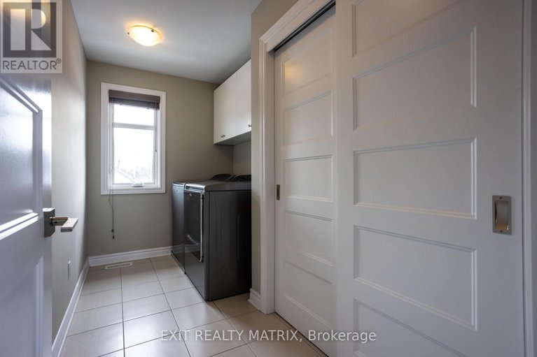 28149549/99-station-trail/village-of-russell/russell/ontario/K4R0A3_25