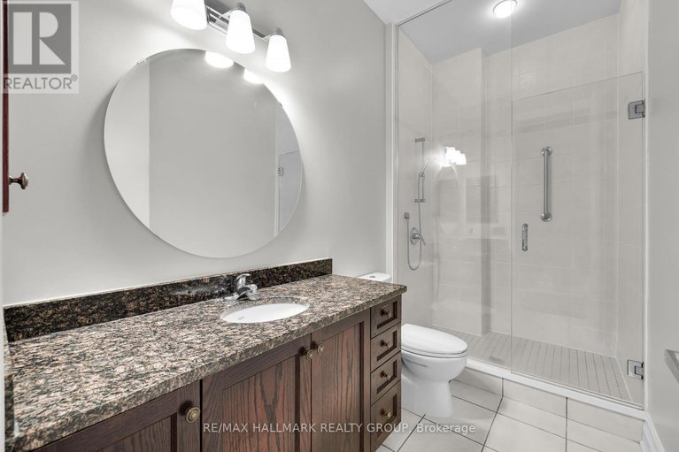 28579122/ph5-330-loretta-avenue-s/west-centre-town/ottawa/ontario/K1S4E8_35