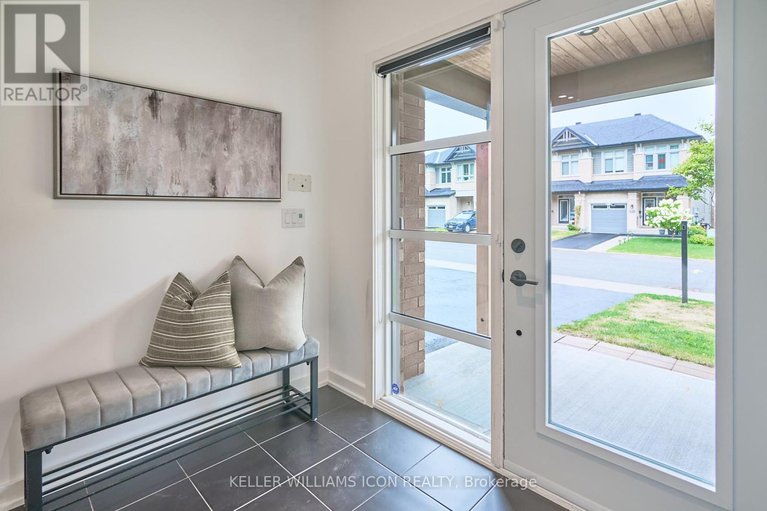 28758014/192-larimar-circle/riverside-southgloucester-glen/ottawa/ontario/K1X0B6_3
