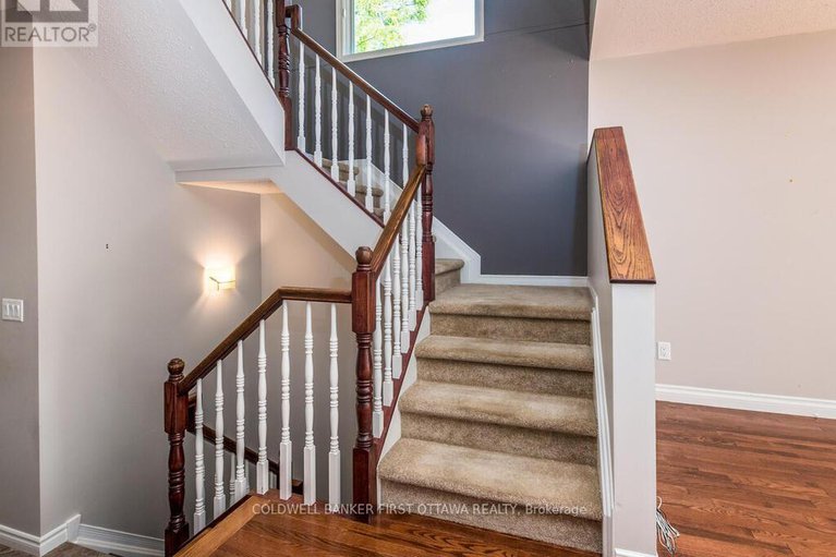 28819200/6101-arbourwood-drive/chapel-hill/ottawa/ontario/K1C7K7_19