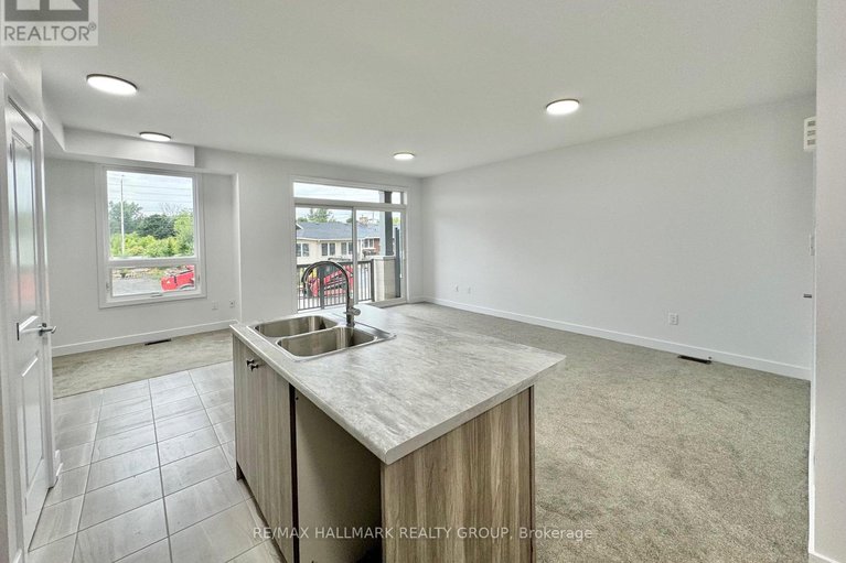 28763746/609-silhouette-private/cedargrovefraserdale/ottawa/ontario/K2J7J8_4