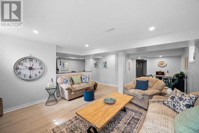 29563341/1002-showman-street/goulbourn-twp-from-franktown-rdsouth-to-rideau/ottawa/ontario/K0A2Z0_43